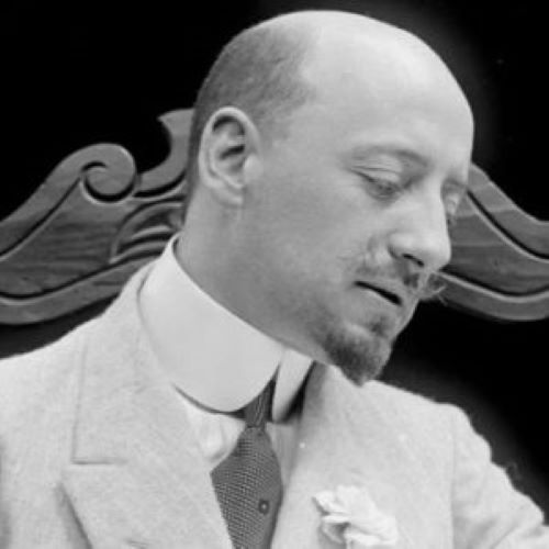 Faccia da 900. Valerio Vigliaturo legge Gabriele D’Annunzio