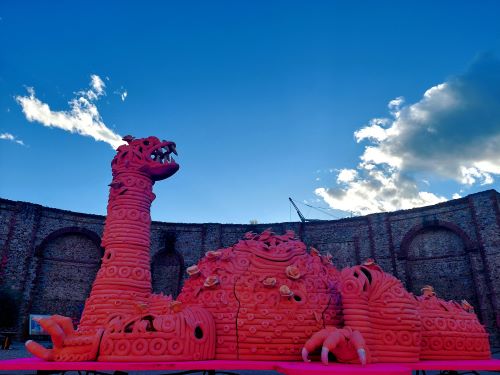 Segnalibro illustrato in: “Vora” di Mara Venuto, peQuod, collana Portosepolto,&nbsp;2024