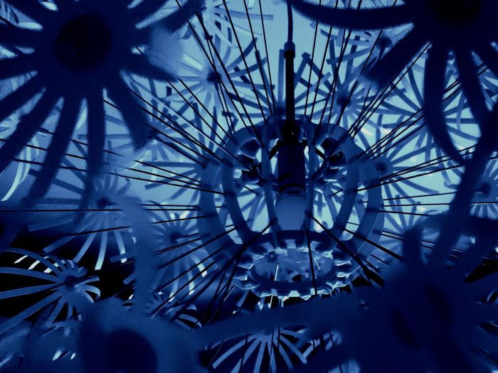 Segnalibro illustrato in “Respirare il silenzio” di Aldo Maggiotti (puntoacapo editrice,&nbsp;2025)