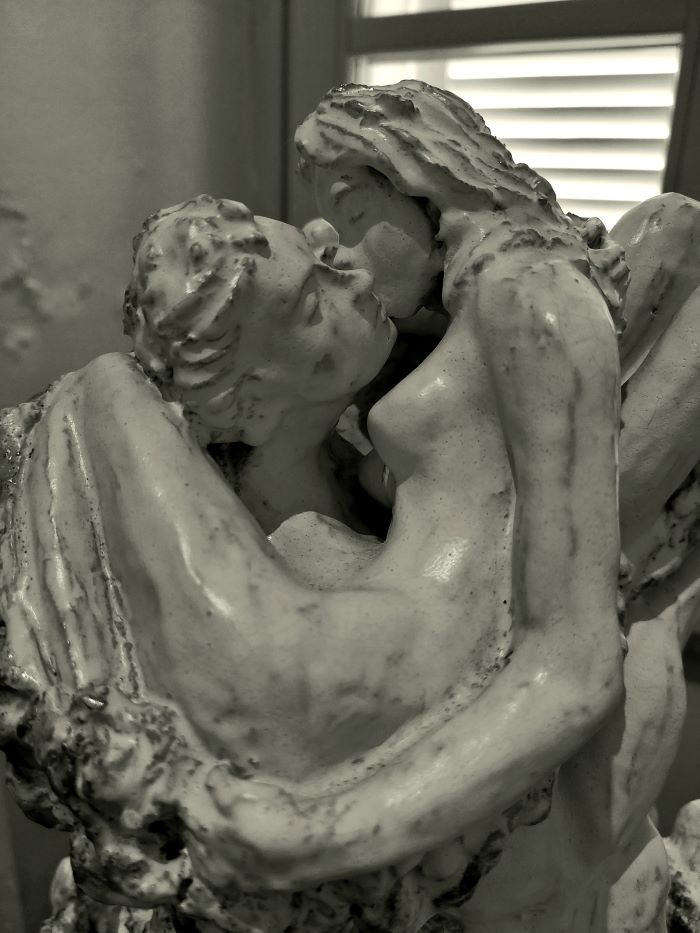 L’inedito. Fioriture a dicembre di Carlo&nbsp;Molinaro